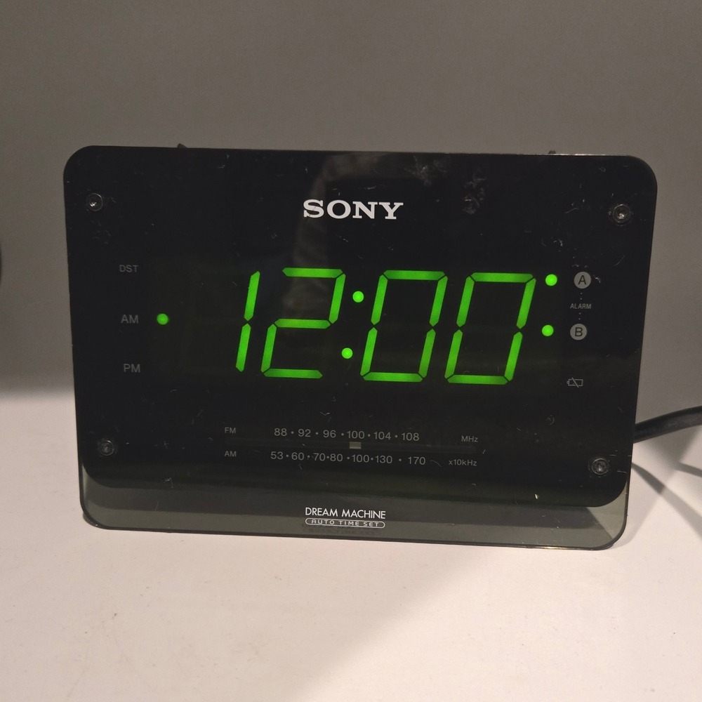 Sony‎ Dream Machine ICF-C218, Tested and Working